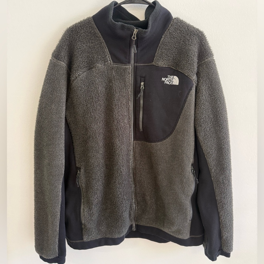 The North Face Men's Black and Gray Performance Jacket